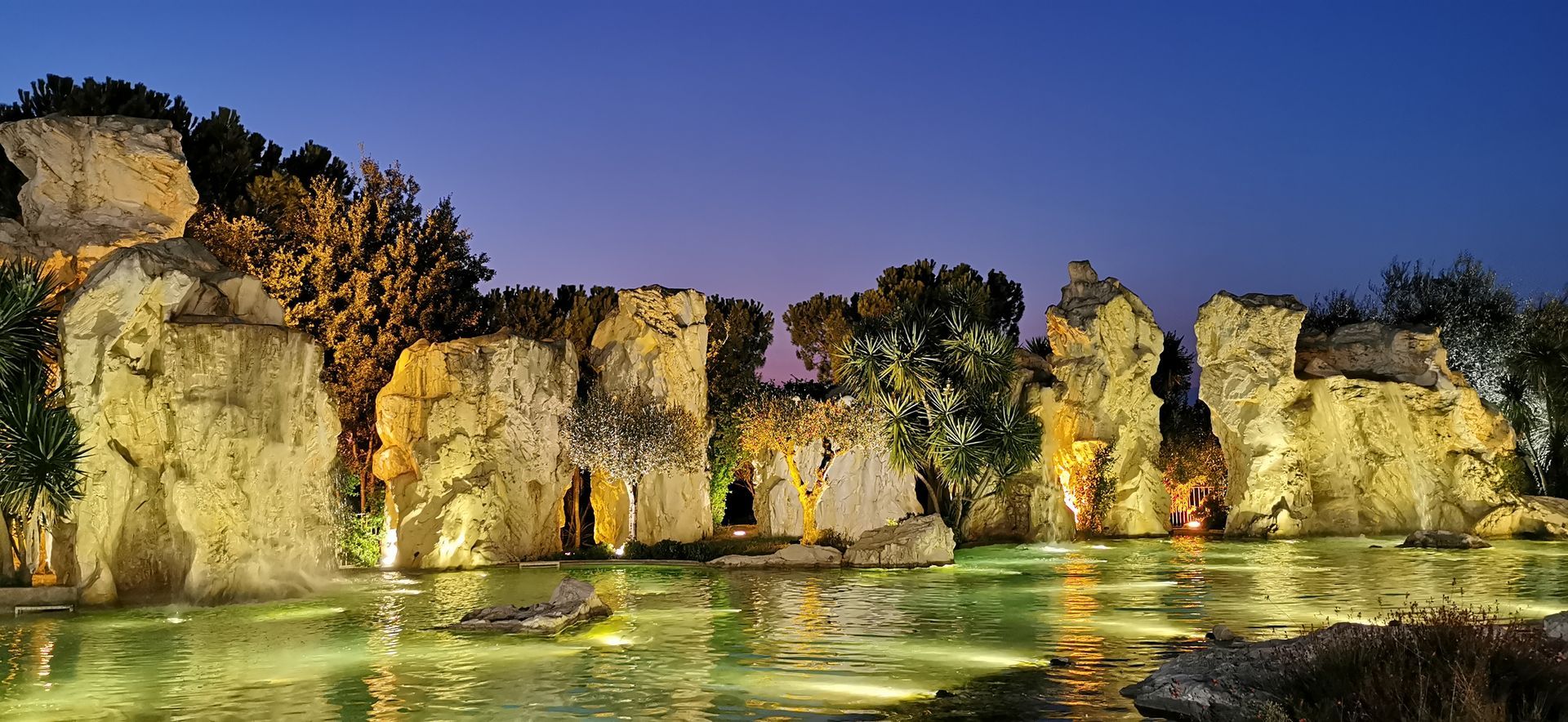Giardino del Mago — cascata delle ninfee